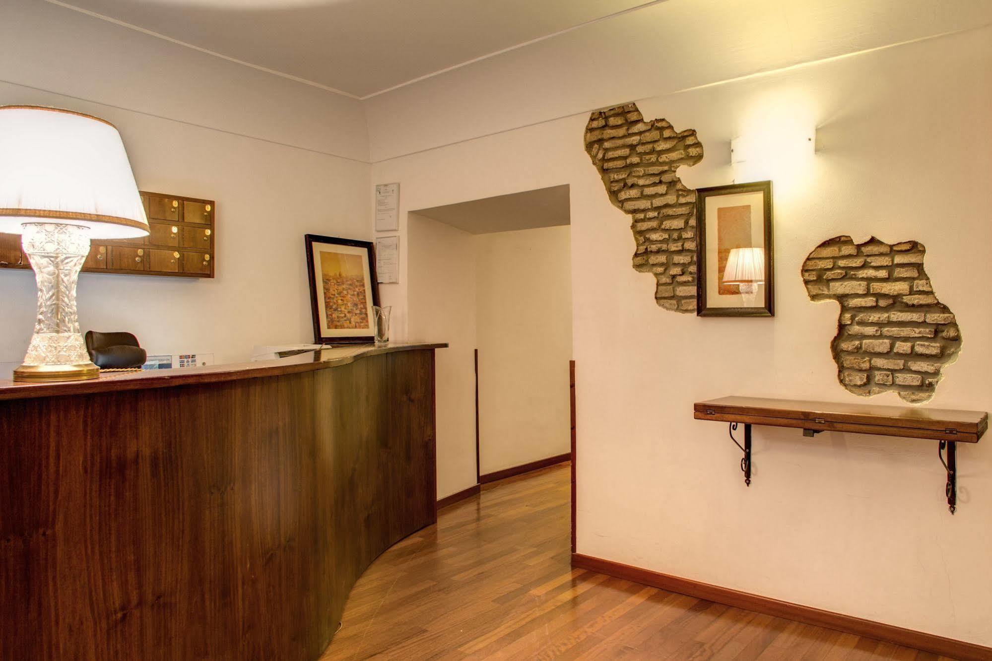 Residenza Domizia Hotell Roma Eksteriør bilde